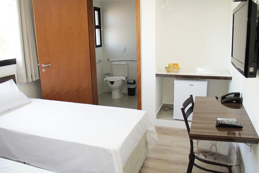 Jf Hotel Nova Alianca ฮิเบเราเปรโต ภายนอก รูปภาพ