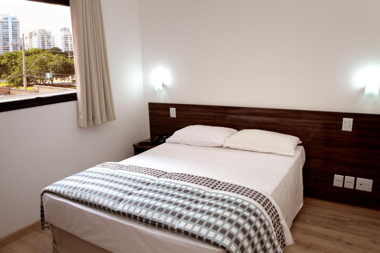 Jf Hotel Nova Alianca ฮิเบเราเปรโต ภายนอก รูปภาพ