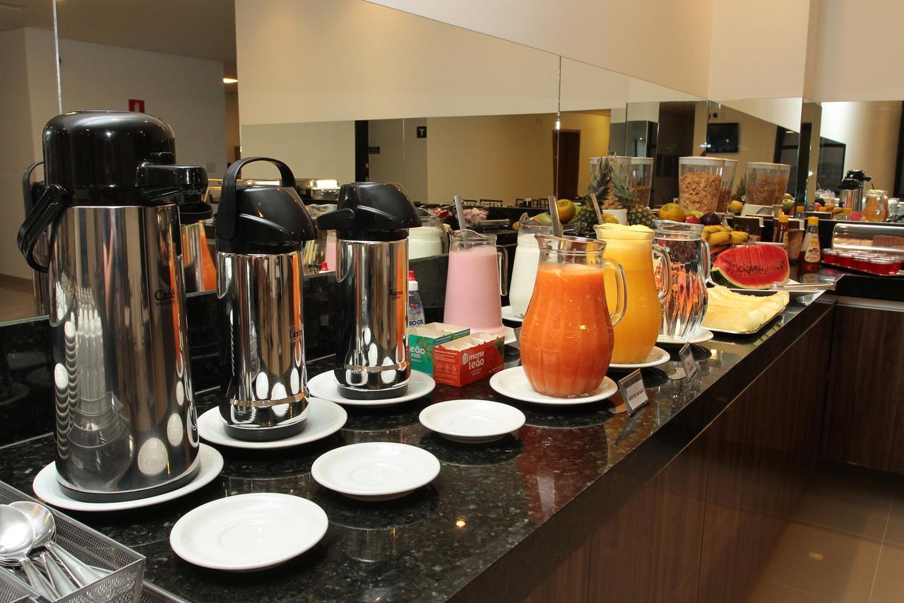 Jf Hotel Nova Alianca ฮิเบเราเปรโต ภายนอก รูปภาพ